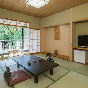 Japanese-Style Room
